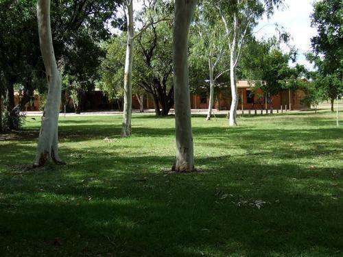 Territory Manor Motel & Caravan Park Mataranka Exterior photo